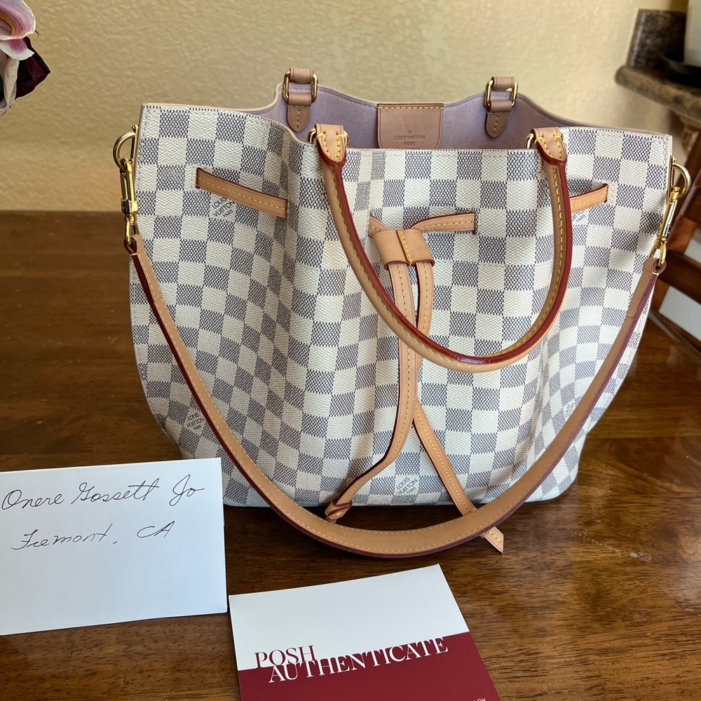Authentic Louis Vuitton Girolata Damier Azur 2018 - Picture 2 of 12